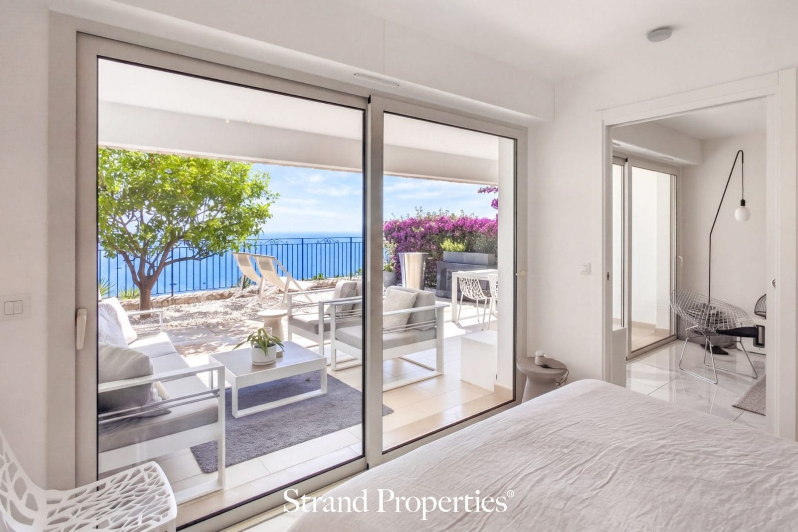 MENTON Garavan – 1–2 Bedroom Apartment, Large Terrace, Panoramic Sea View, Walking Distance to Town-Centre - Menton, Garavan