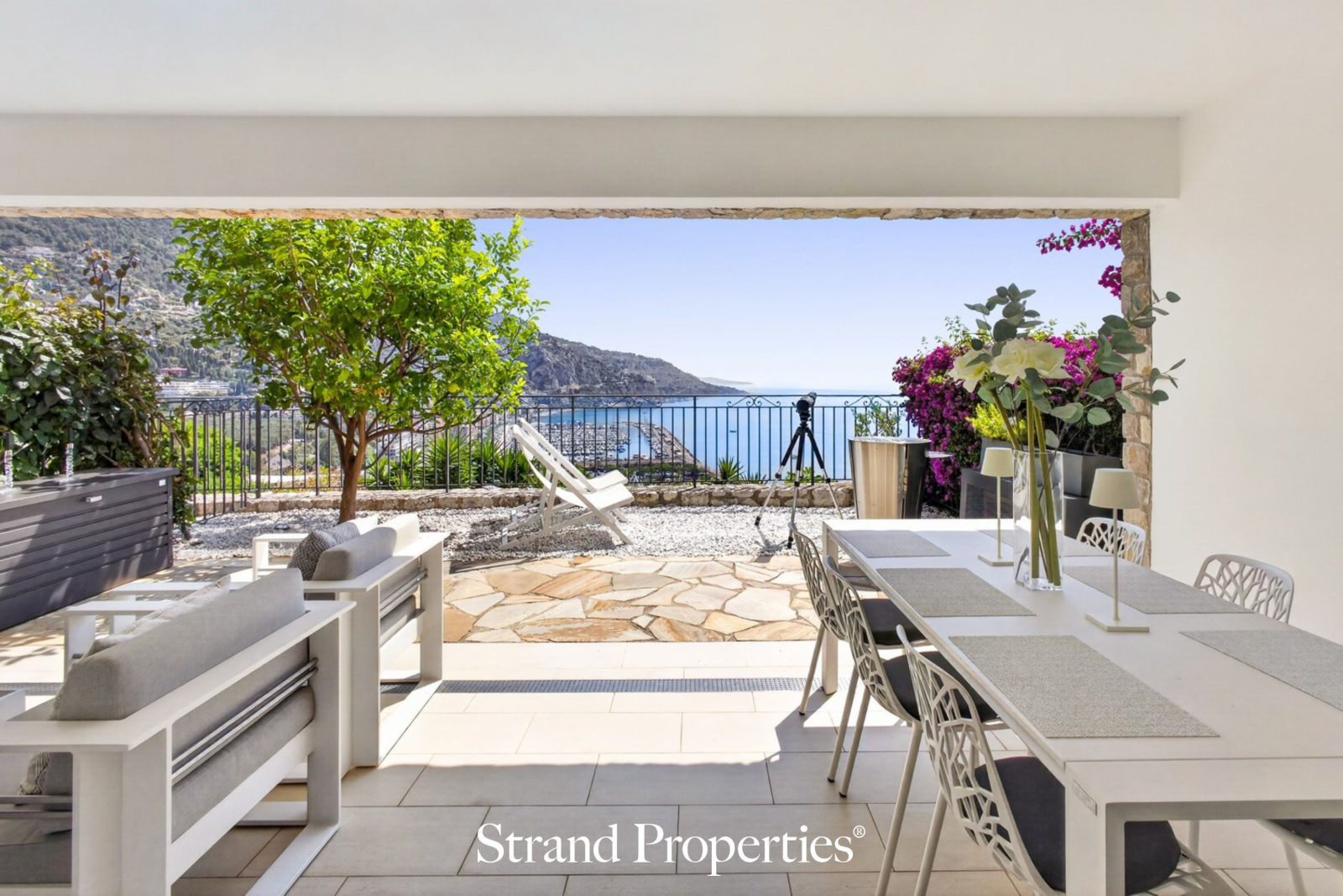 MENTON Garavan – 1–2 Bedroom Apartment, Large Terrace, Panoramic Sea View, Walking Distance to Town-Centre