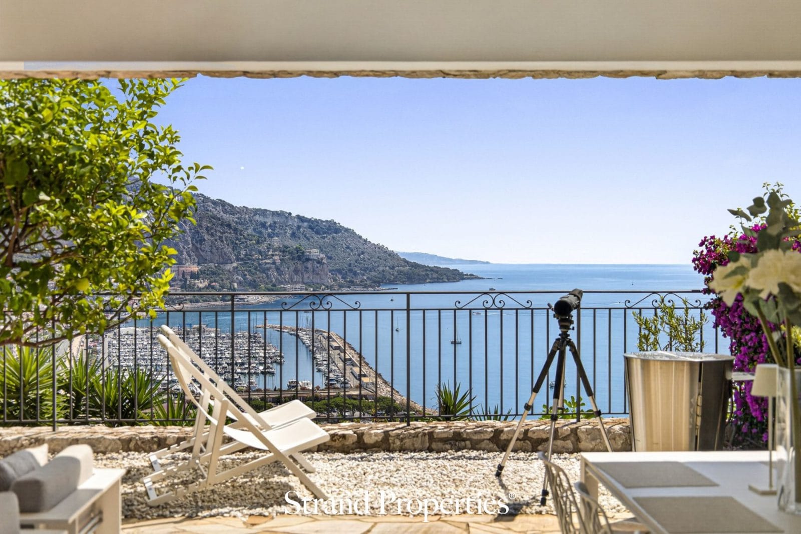 MENTON Garavan – 1–2 Bedroom Apartment, Large Terrace, Panoramic Sea View, Walking Distance to Town-Centre - Menton, Garavan
