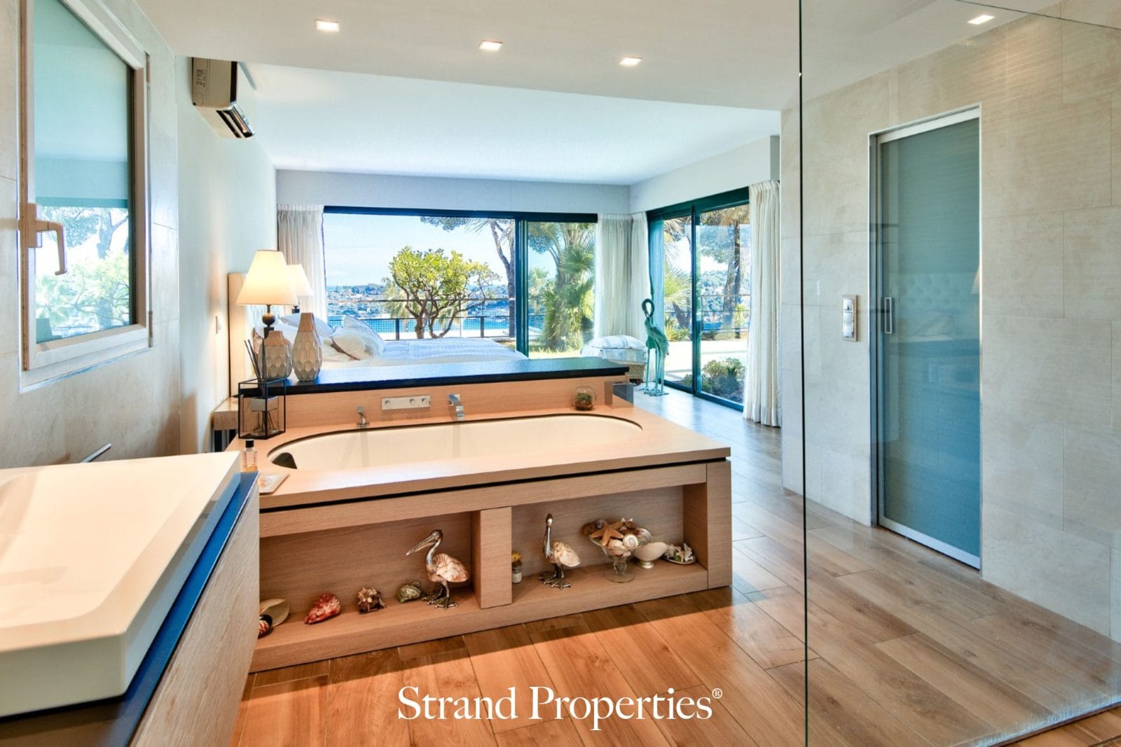 NICE Mont Boron – Contemporary Villa with Swimming Pool and Panoramic Sea Views - Nice, Mont Boron