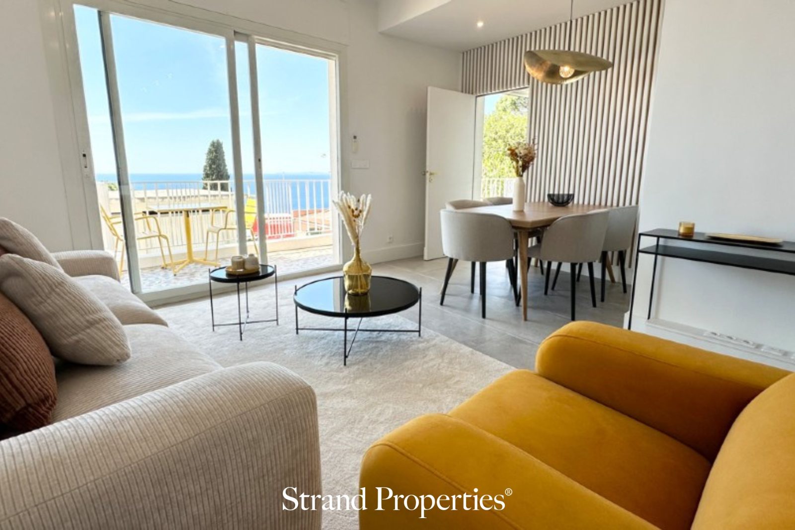 CAP DE NICE – Renovated Apartment with South-Facing Terrace and Sea Views