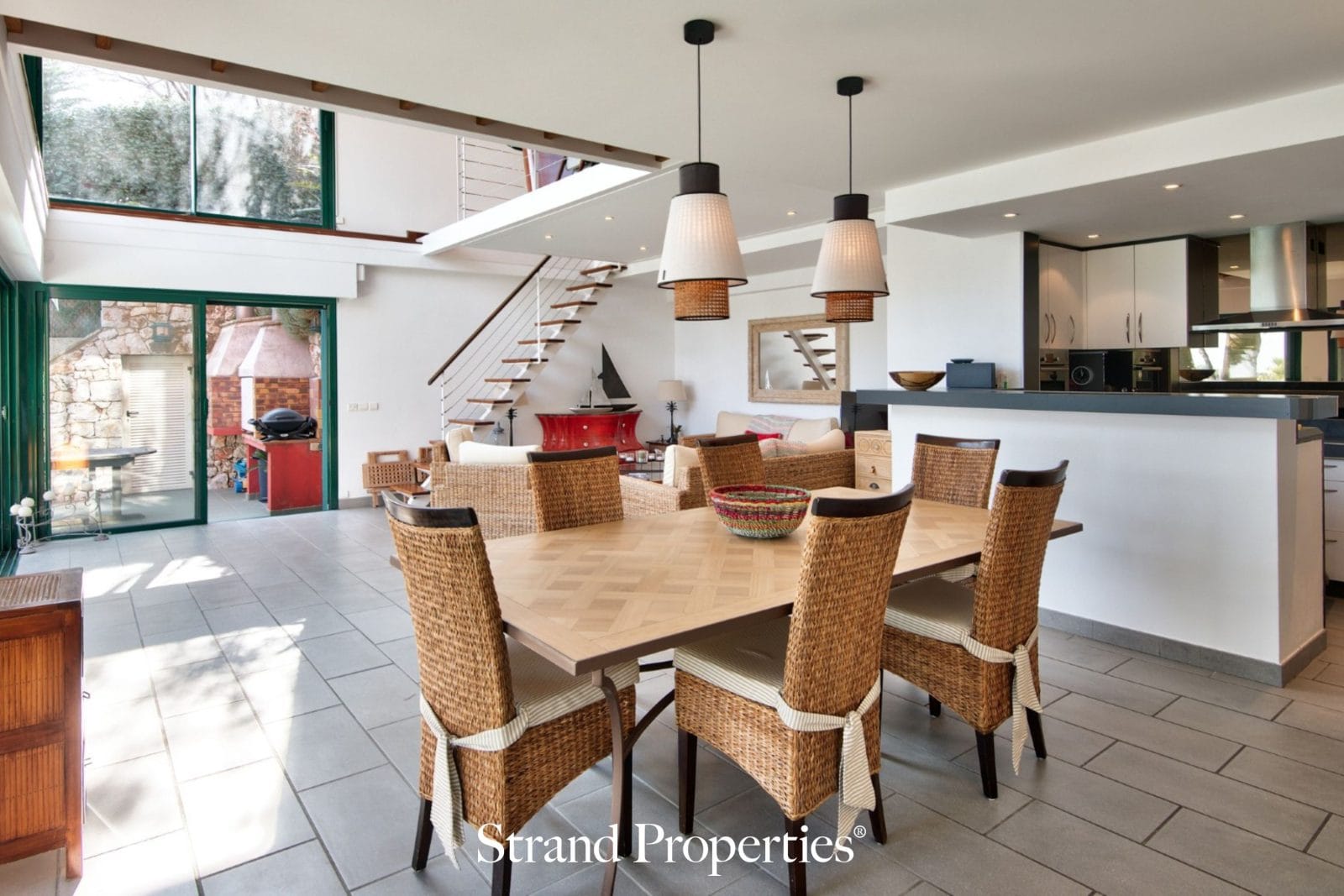 NICE Mont Boron – Contemporary Villa with Swimming Pool and Panoramic Sea Views - Nice, Mont Boron